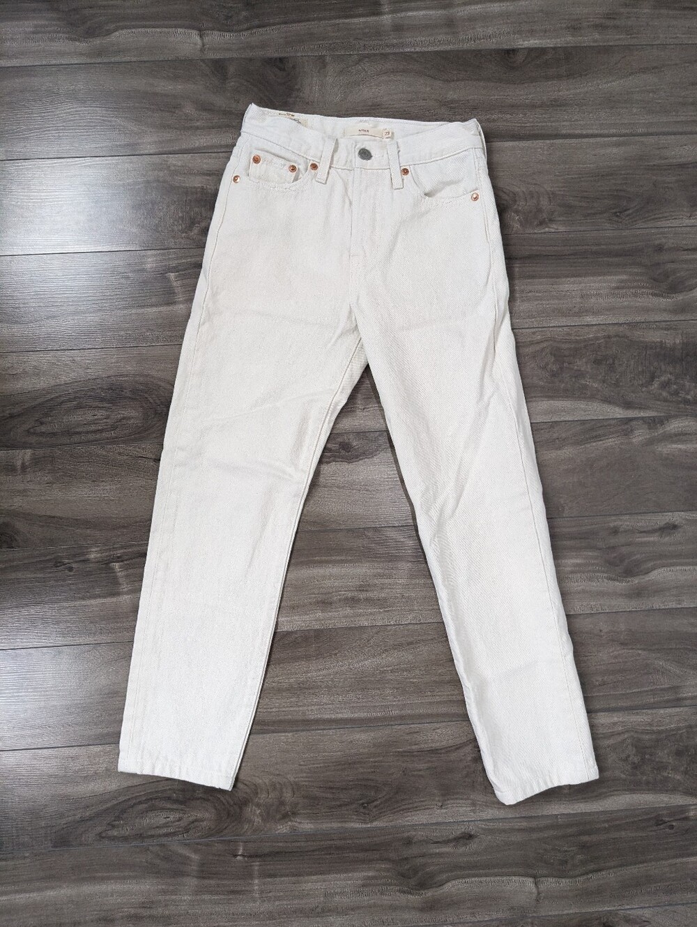Levi's Women's Wedgie Jeans Cream Size 23
